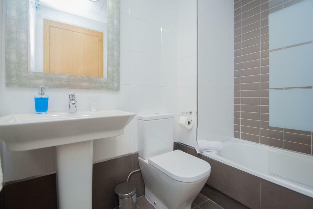 דירות Enjoygranada Arabial 5A - Pool & Free Parking מראה חיצוני תמונה